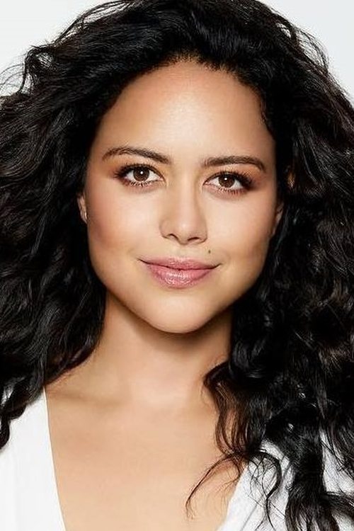 Photo of Alyssa Diaz