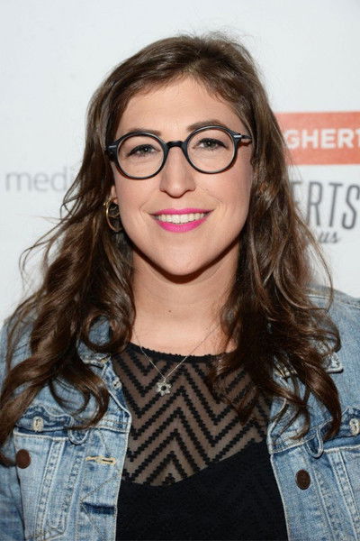 Photo of Mayim Bialik