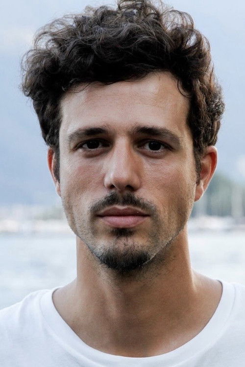 Photo of Lois Patiño