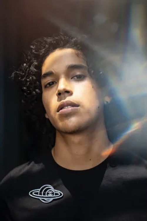 Photo of Benny Emmanuel