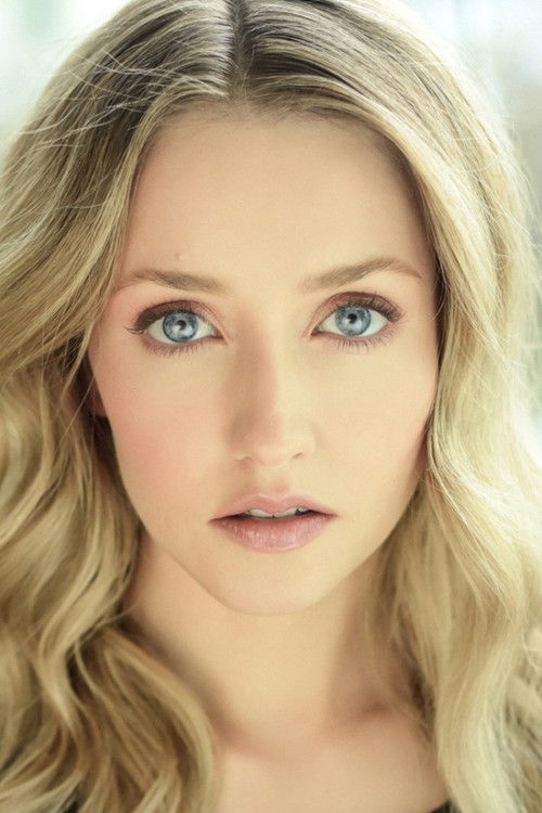 Photo of Emily Tennant