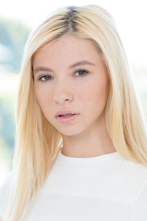 Photo of Kenzie Reeves