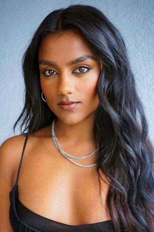 Photo of Simone Ashley