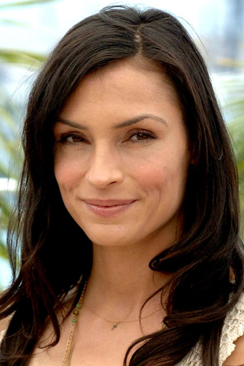 Photo of Famke Janssen