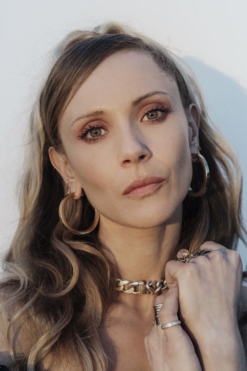 Photo of Juno Temple