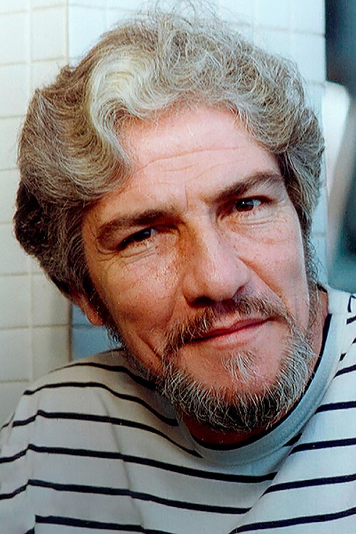 Photo of Cláudio Cavalcanti