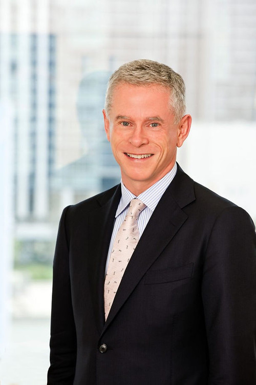 Photo of Peter MacMillan