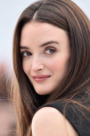 Photo of Charlotte Le Bon