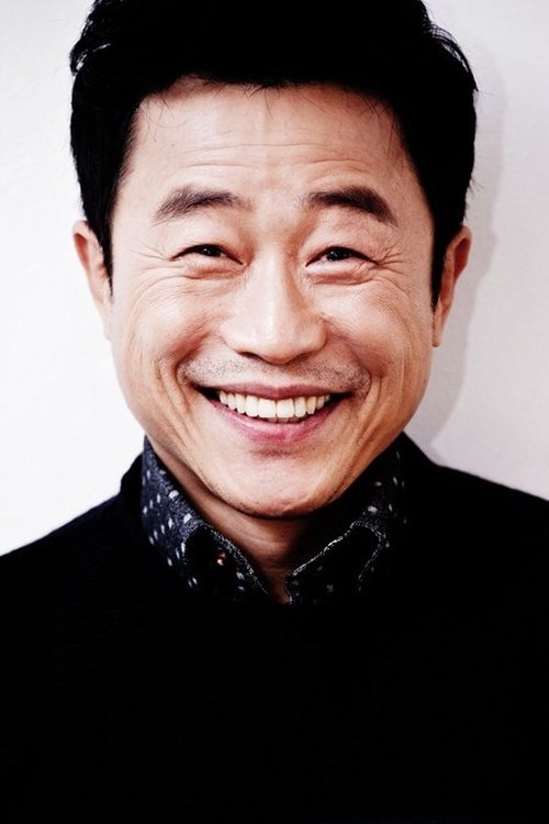 Photo of Lee Moon-sik