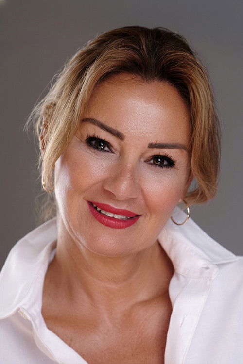 Photo of Pınar Altuğ