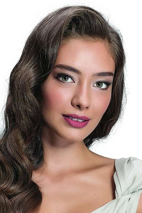 Photo of Neslihan Atagül