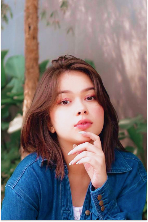 Photo of Rebecca Klopper