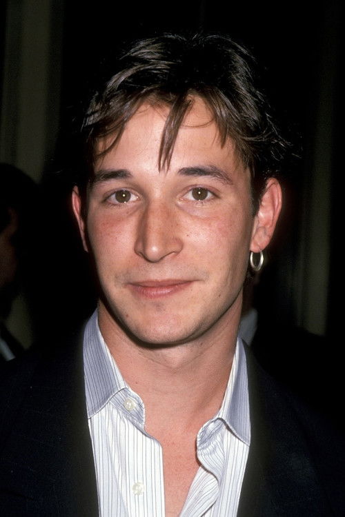 Photo of Noah Wyle