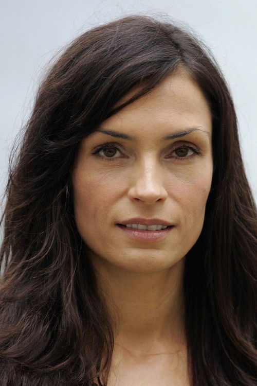 Photo of Famke Janssen