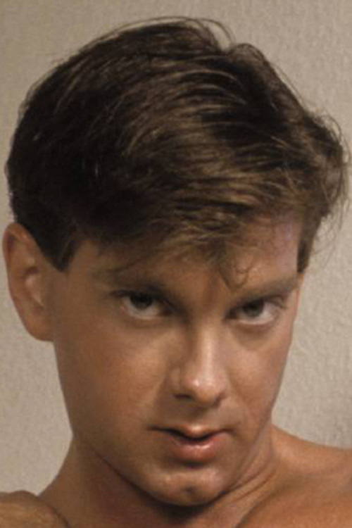 Photo of Alex Thomas