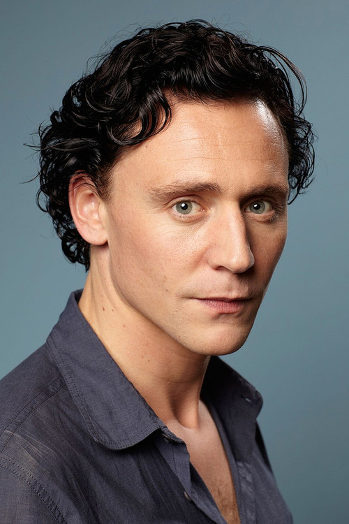Photo of Tom Hiddleston