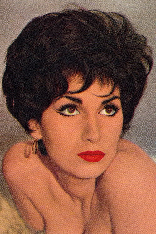 Photo of Yvonne Romain