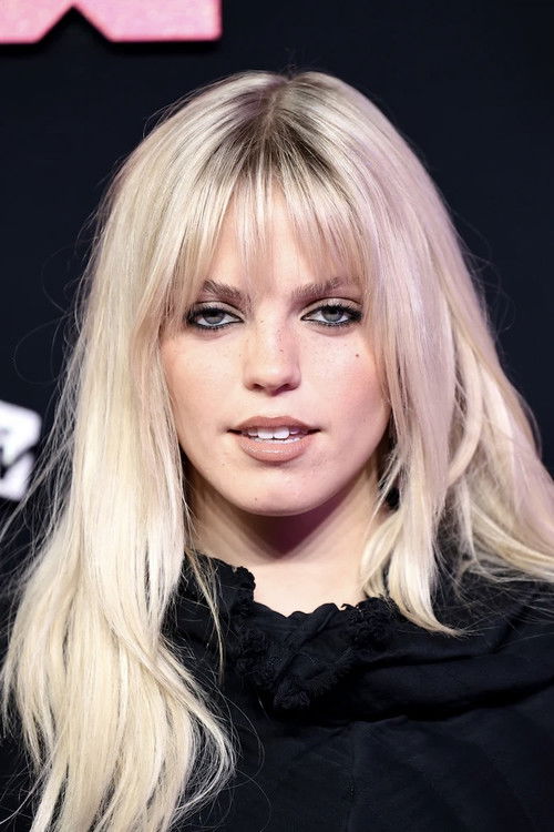 Photo of Reneé Rapp