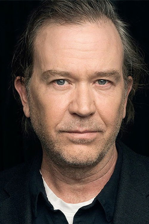 Photo of Timothy Hutton