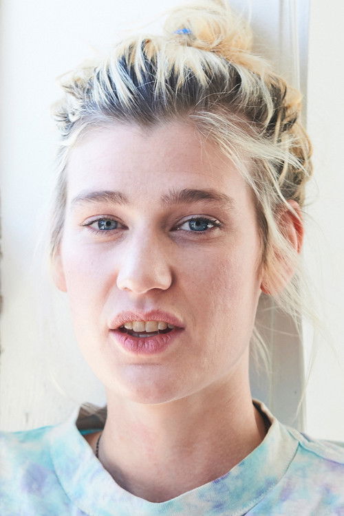 Photo of Grace Glowicki