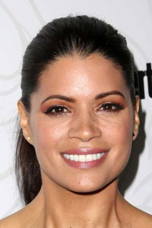 Photo of Andrea Navedo