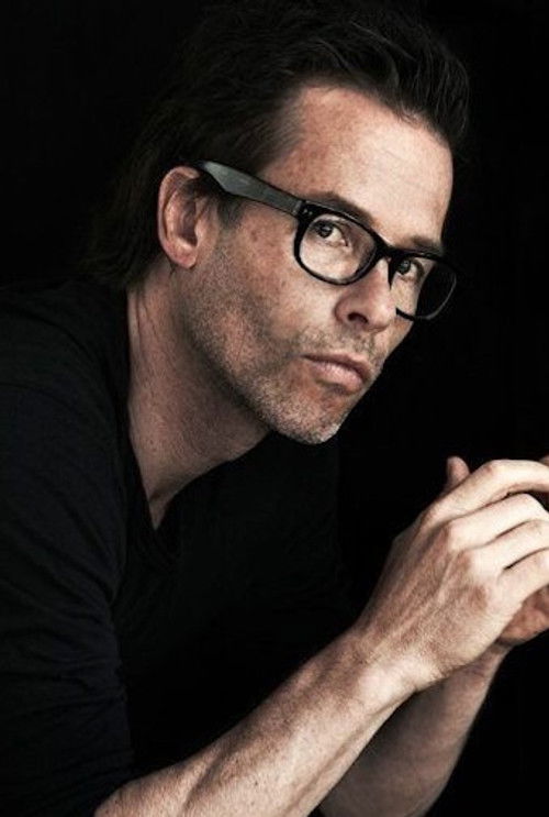 Photo of Guy Pearce