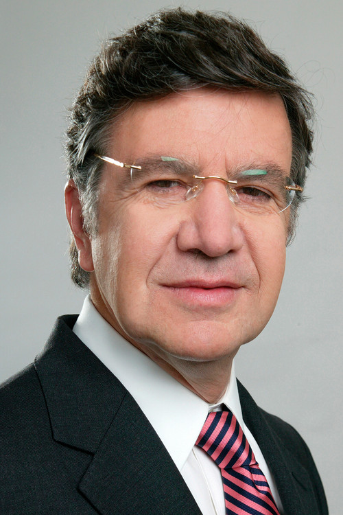 Photo of Joaquín Lavín