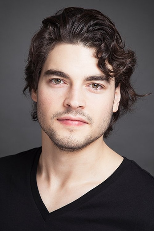 Photo of Akin Akinözü