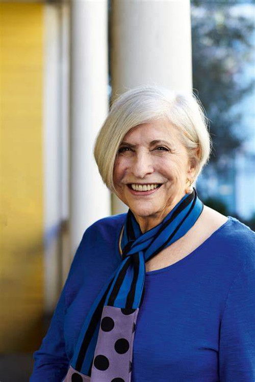 Photo of Nilou Motamed