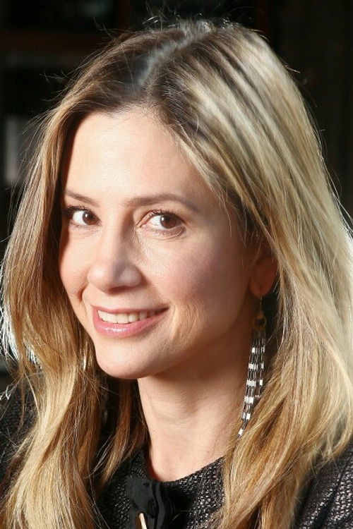 Photo of Mira Sorvino