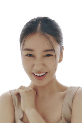 Photo of Ahn Eun-jin