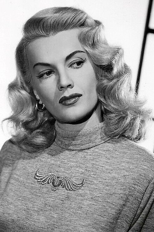 Photo of Patricia Knight