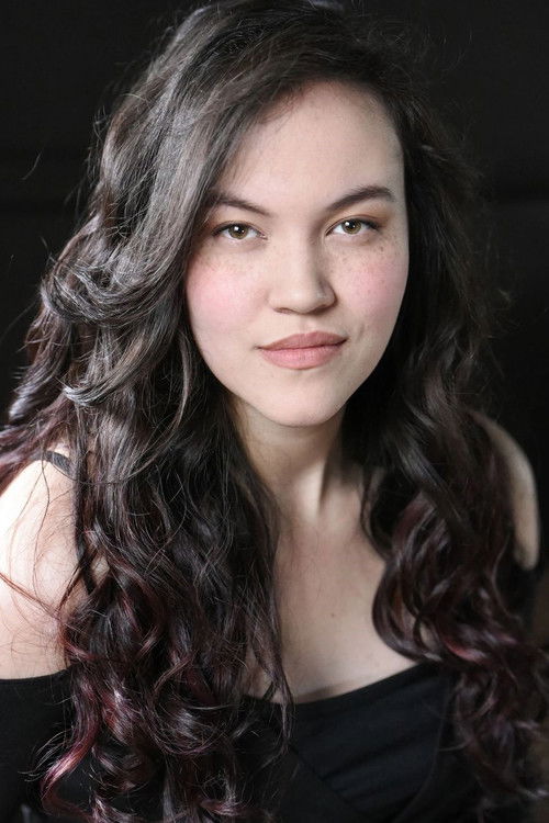 Photo of Rhianna DeVries