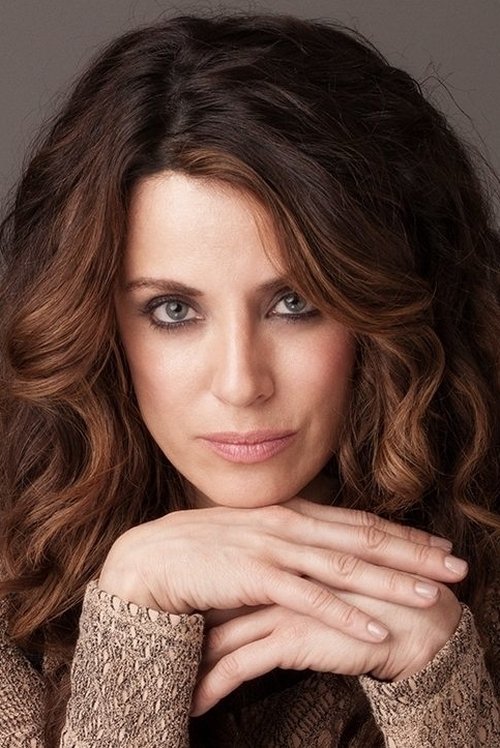 Photo of Alanna Ubach