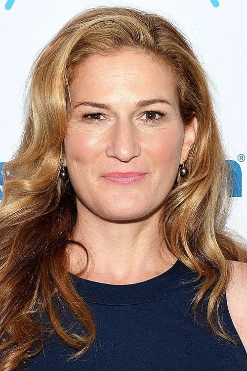 Photo of Ana Gasteyer