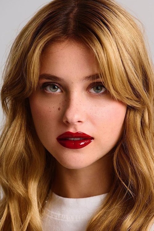 Photo of Nicole Wallace