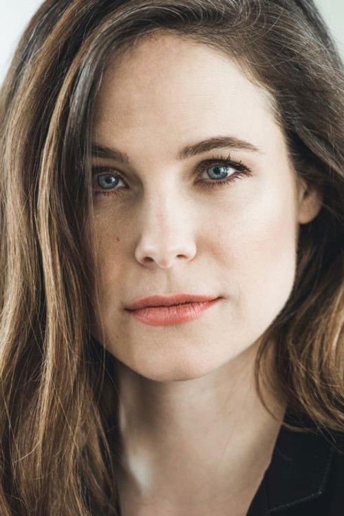 Photo of Caroline Dhavernas