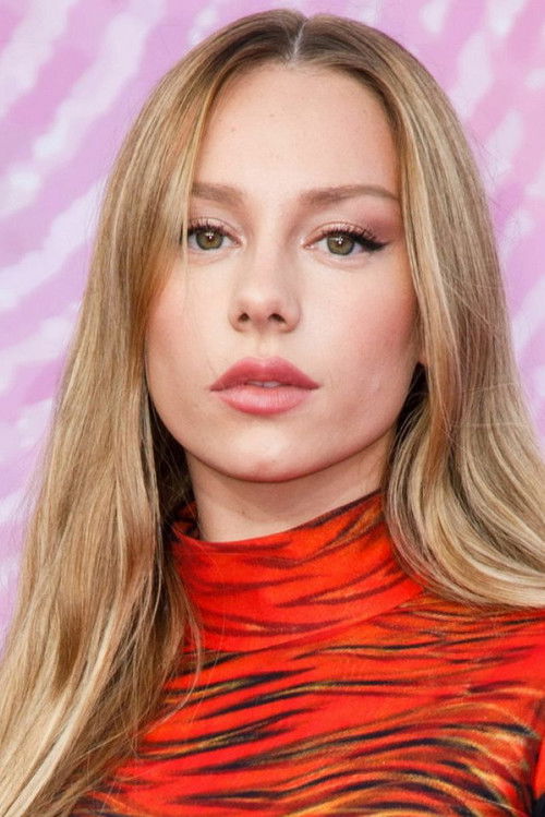 Photo of Ester Expósito