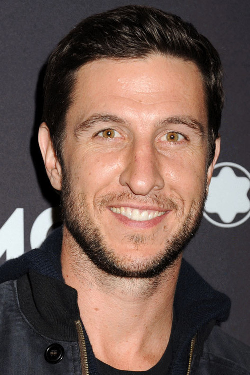 Photo of Pablo Schreiber