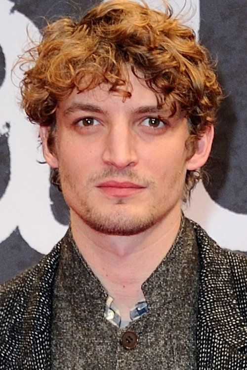 Photo of Niels Schneider