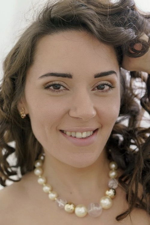 Photo of Carry Cherry