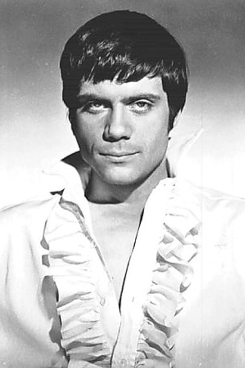 Photo of Oliver Reed