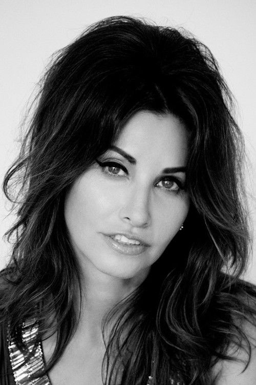 Photo of Gina Gershon