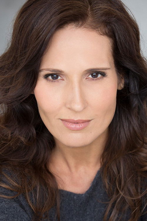 Photo of Lisa Roumain