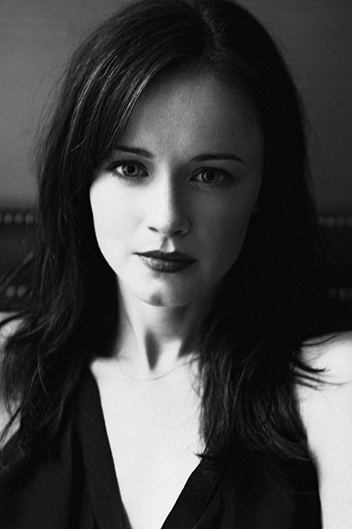 Photo of Alexis Bledel
