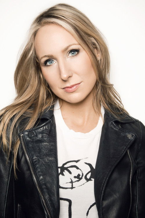 Photo of Nikki Glaser