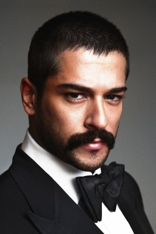 Photo of Burak Özçivit