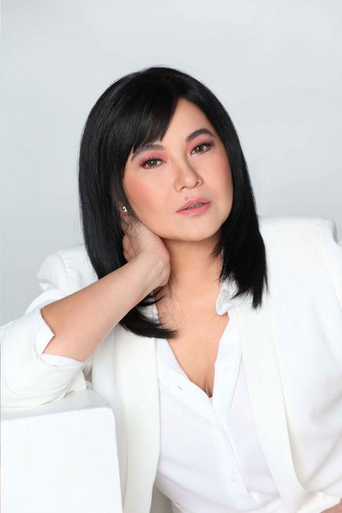 Photo of Lorna Tolentino