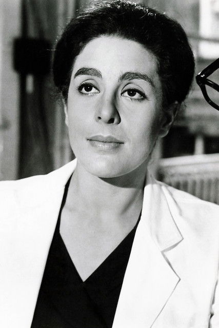 Photo of Eleanor Bron