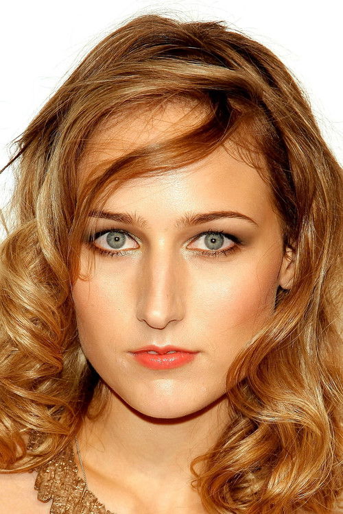 Photo of Leelee Sobieski